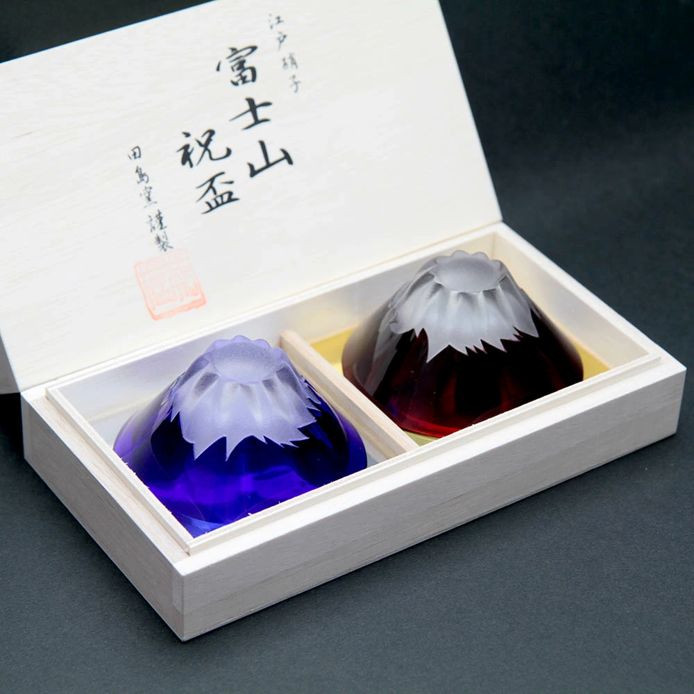 Mt. Fuji Celebratory Sake Cup Set – 2 Glasses (Tajima Glass